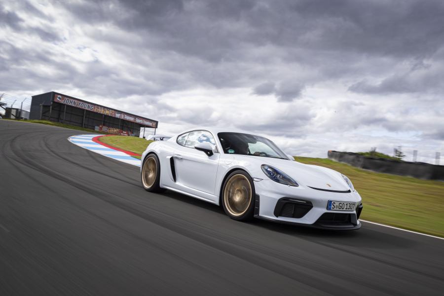  Porsche 718 Cayman GT4 (982C) 2019 года  (WW) (фото 104 из 190)